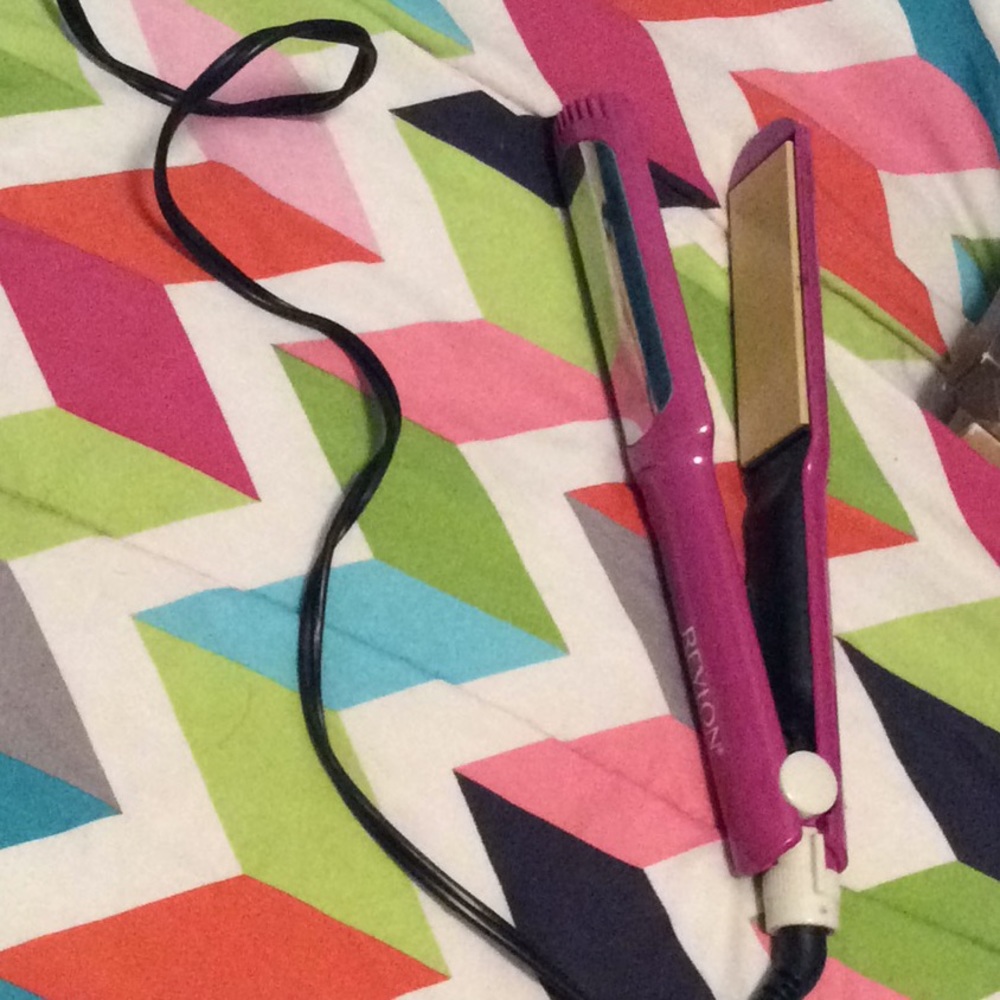 Hair straightener